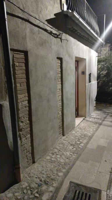 Casa In Antico Borgo Medievale A Tarano Ri, Via Giacomo Leopardi, 15 Villa Esterno foto