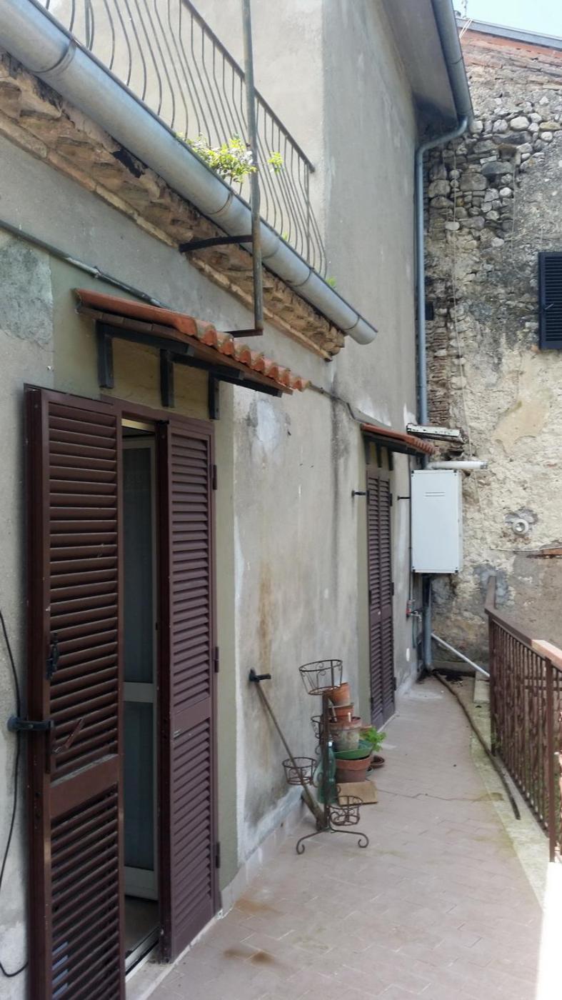 Casa In Antico Borgo Medievale A Tarano Ri, Via Giacomo Leopardi, 15 Villa Esterno foto